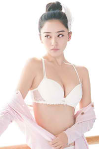 久久AV美女视屏